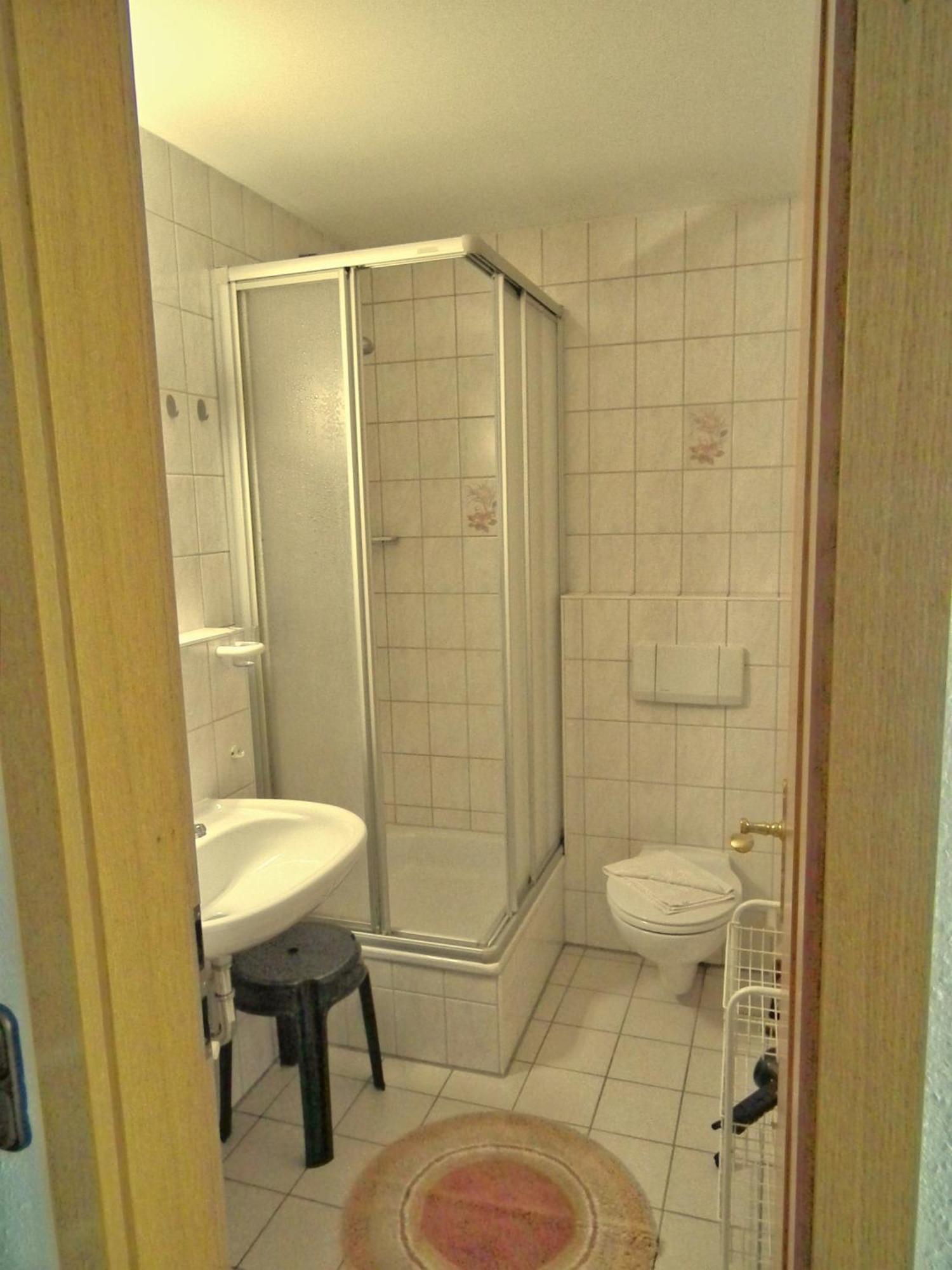 Gaestehaus Zur Faerbe Apartments Оберстдорф Номер фото